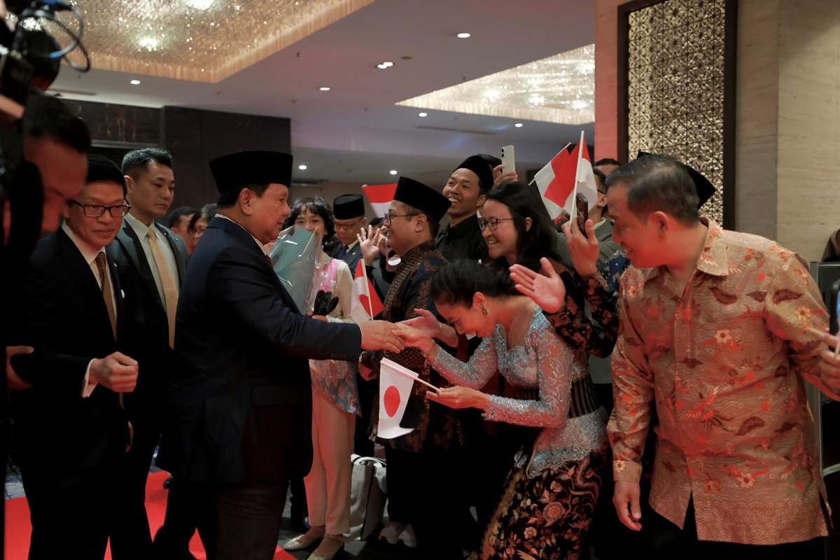 Prabowo Disambut Diaspora di Jepang, Momen Hangat hingga Selfie Jadi Sorotan