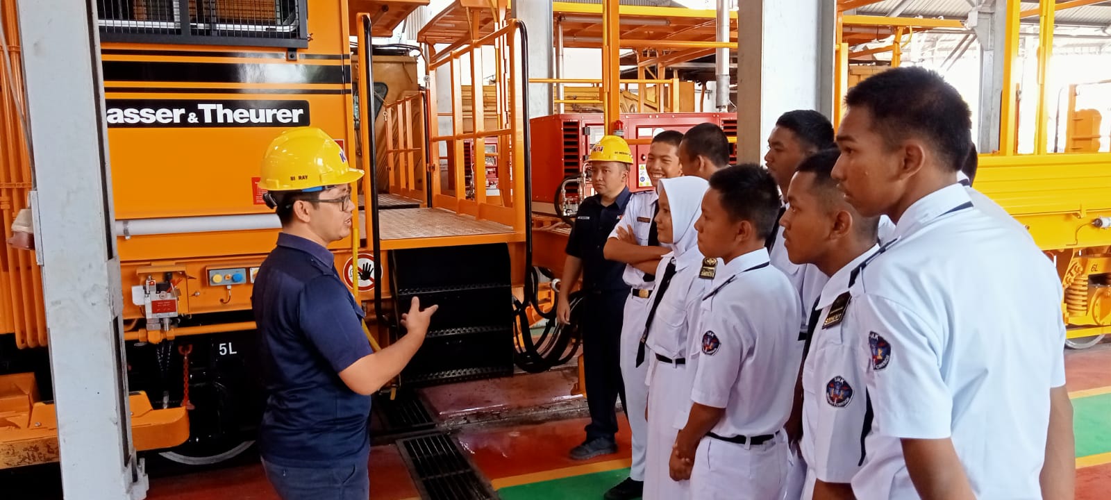 Perkenalkan Proses Perawatan Kereta Api, Balai Yasa Mekanik Cirebon Gelar Open House