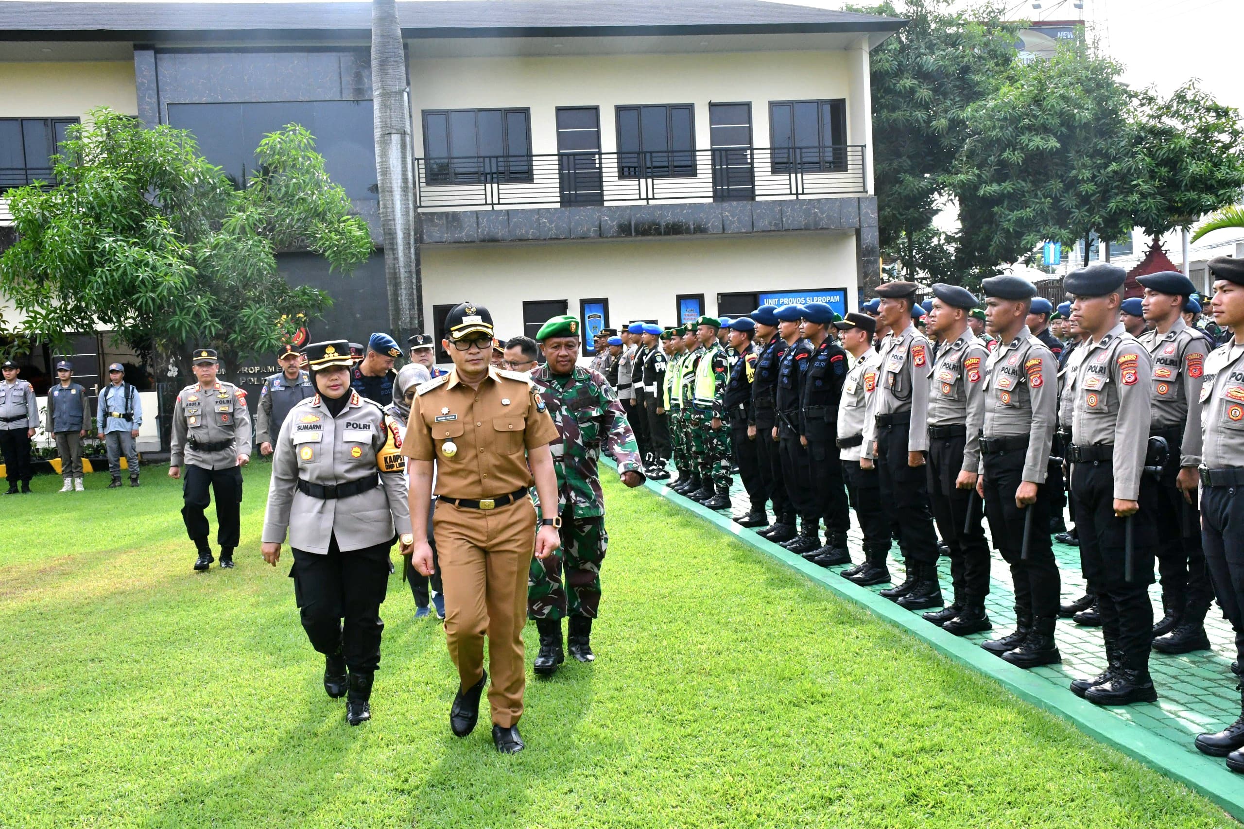 Polresta Cirebon Gelar Apel Pasukan Pengamanan Pilkada Serentak 2024 