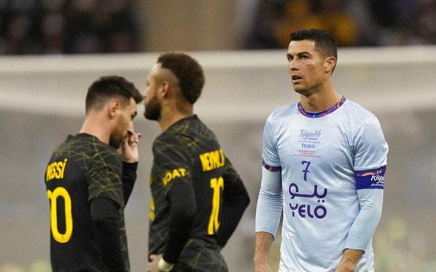 5-4 Hasil Pertandingan PSG Vs Al Nassr, Messi dan Ronaldo Pelukan Tanda Duel Terakhir Mereka?