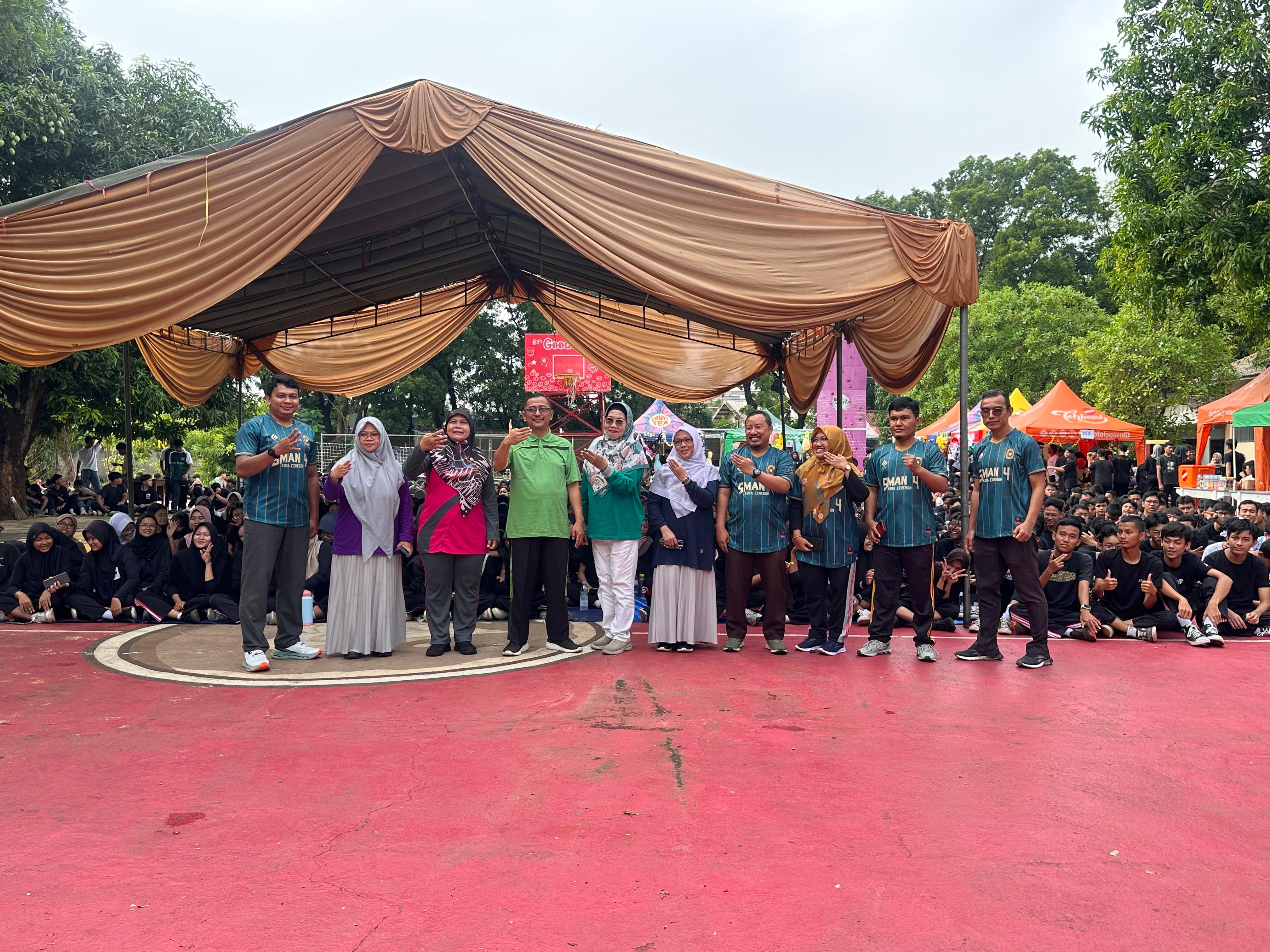 Panen Karya SMAN 4 Cirebon: Eksplorasi Bakat Siswa Lewat Seni dan Teknologi