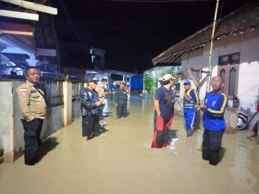 Warga Kecamatan Waled Harus Sabar, Normalisasi Sungai Ciberes Terkendala Cuaca