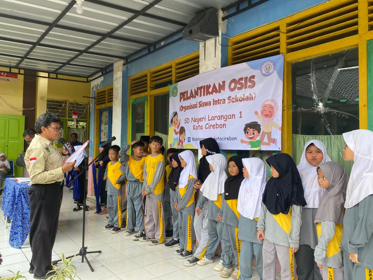 SD Negeri Larangan 1 Lantik Pengurus Osis 