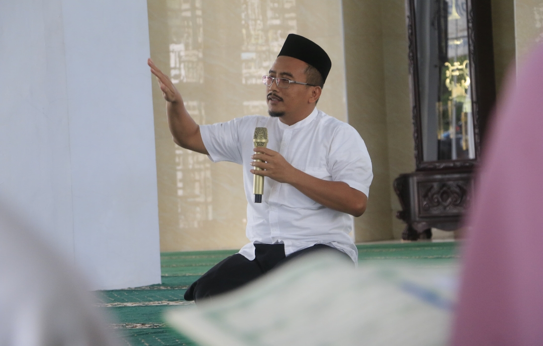 Fikih Wanita: Hukum Membaca Al-Qur'an Saat Haid, Ini 3 Kondisi yang Dibolehkan