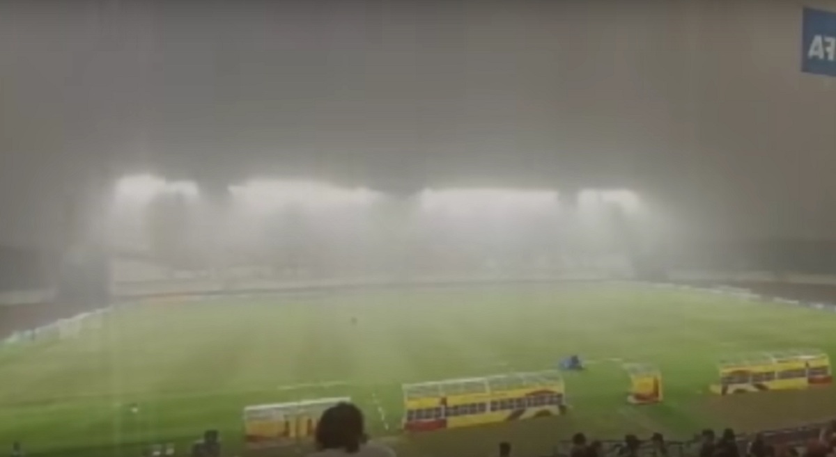 Tangguhnya Stadion Si Jalak Harupat, Diguyur Hujan Lebat Tetap Mulus