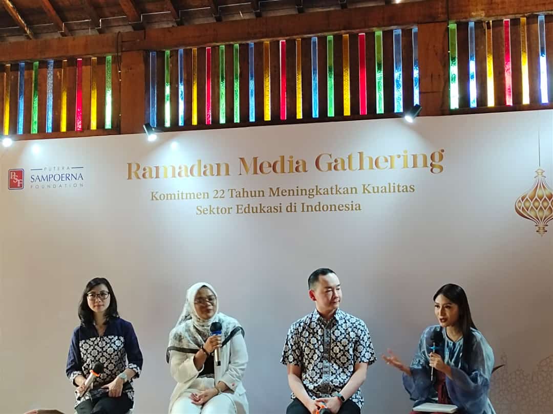 30.000 Guru di Wilayah 3T Kembangkan Potensi Profesi School Development Program 'Putera Sampoerna Foundation''