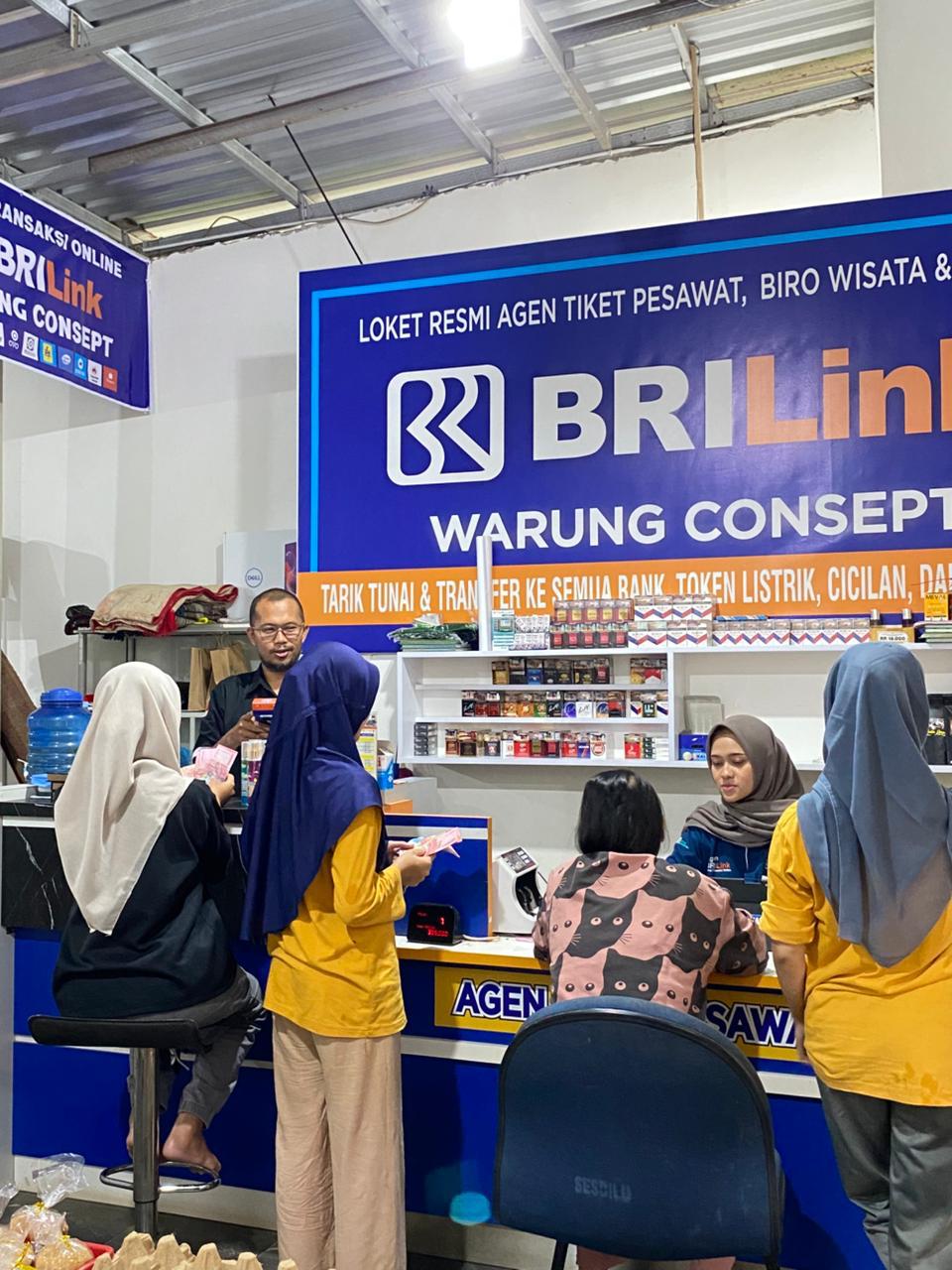 Berkembang Bersama BRILink Agen, Keluarga di Jepara ini Berhasil Buka Lapangan Pekerjaan bagi Masyarakat 