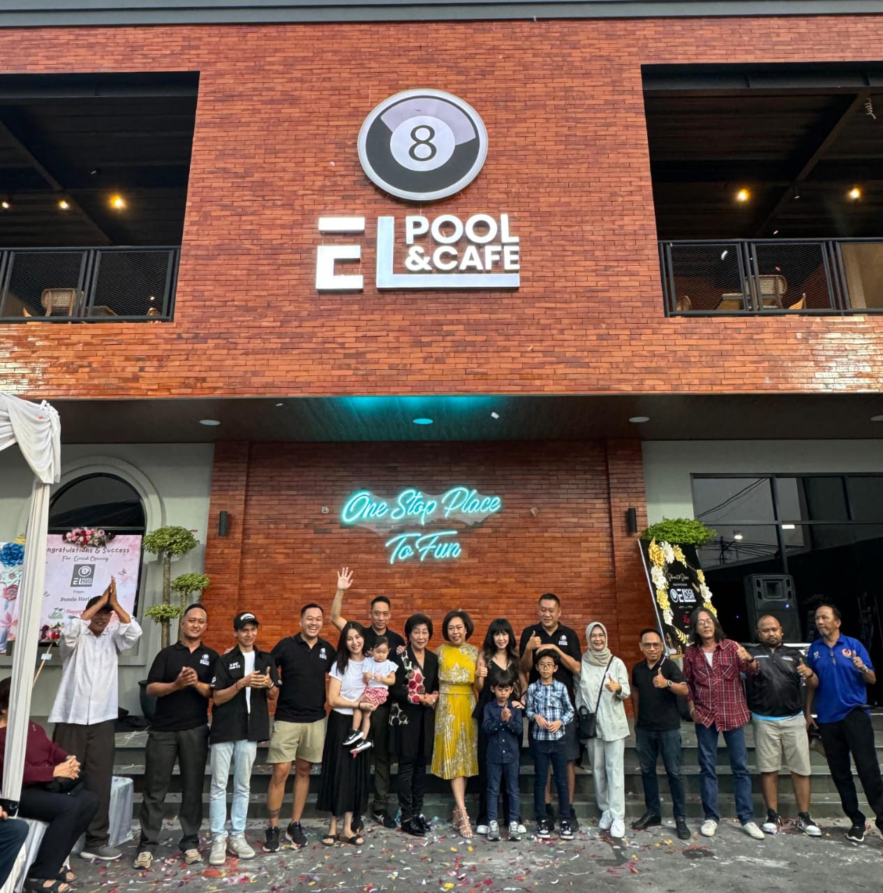 EL Pool & Cafe Tempat Nongkrong Baru di Cirebon, Satu Tempat Bisa Semuanya 