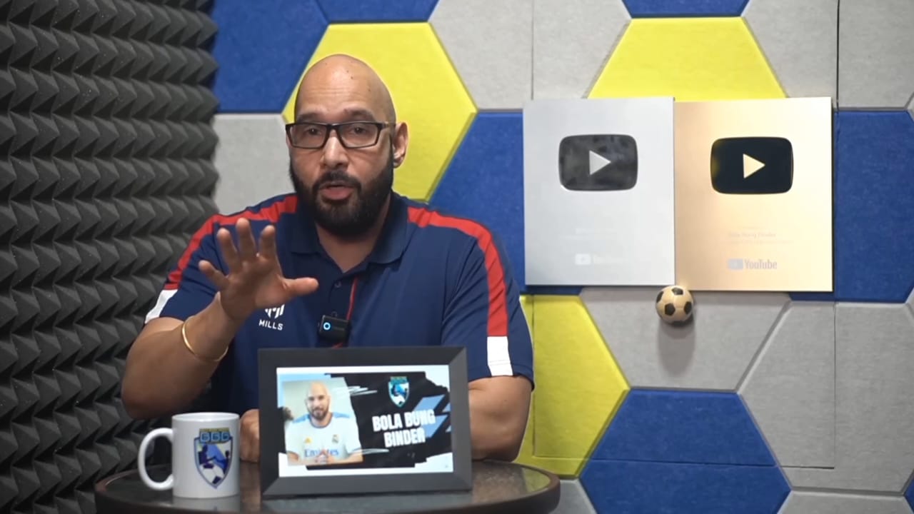 Tak Kasih Penalti Untuk Persib Bandung, Bung Binder Sarankan ACL 2 Pakai VAR