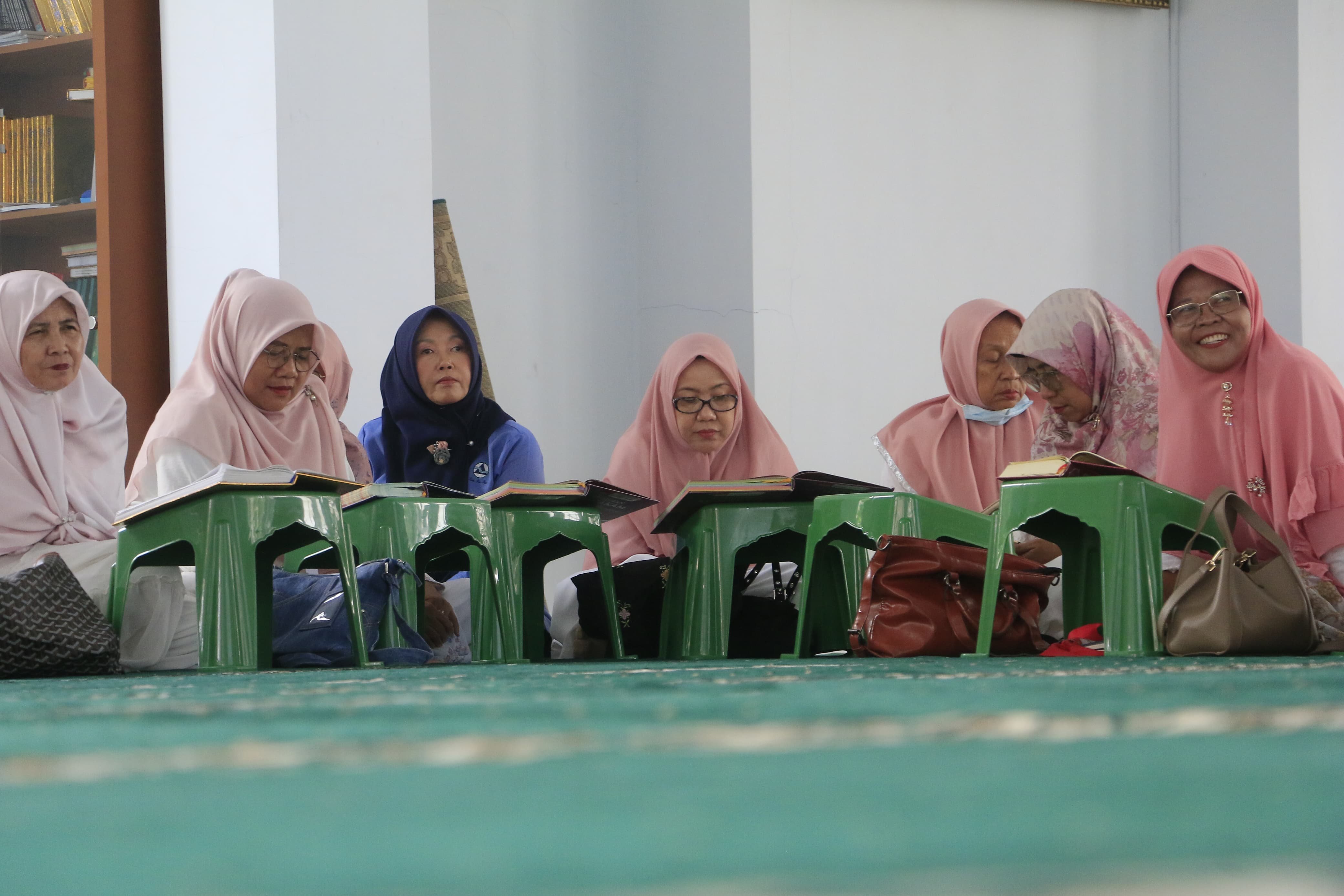 Ulama Jelaskan Aturan Zakat Emas: Kapan Wajib Dibayar dan Berapa Besarnya