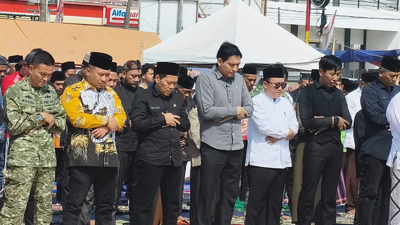 Bupati Lucky Hakim Gelar Salat Istisqa, Ikhtiar Minta Hujan di Tengah Kemarau Indramayu