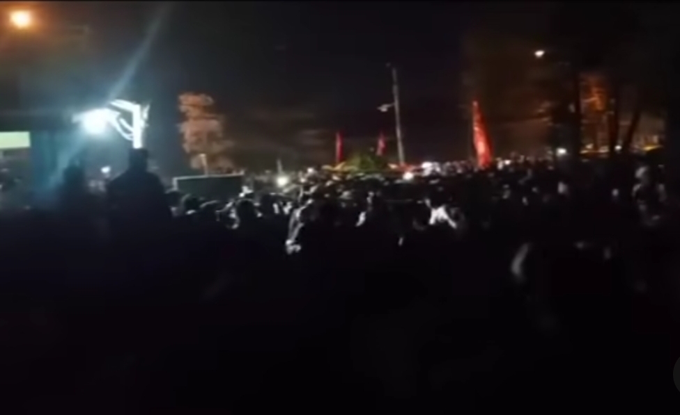 Penonton Konser Iwan Fals di Cirebon Sempat Ricuh, Situasi Berhasil Dikendalikan