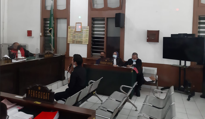 Sidang Kasus Penggelapan Teddy Pardiyana, Rizky Febian: Karena Itu Hak Saya