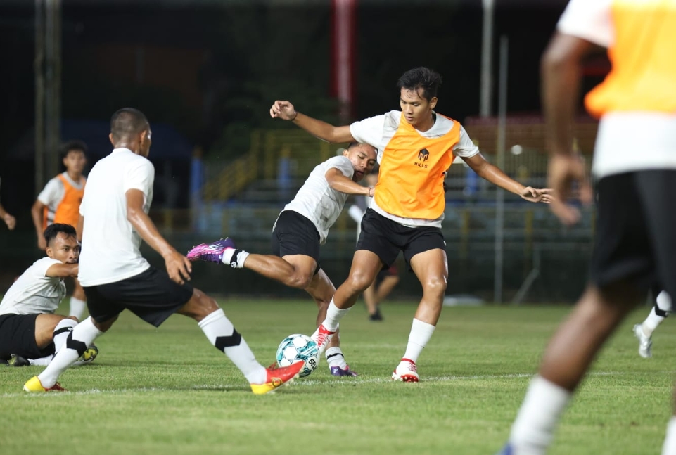 Hadapi Malaysia di Laga Perdana AFF Cup U-23, Shin Tae-yong Tingkatkan Level Latihan