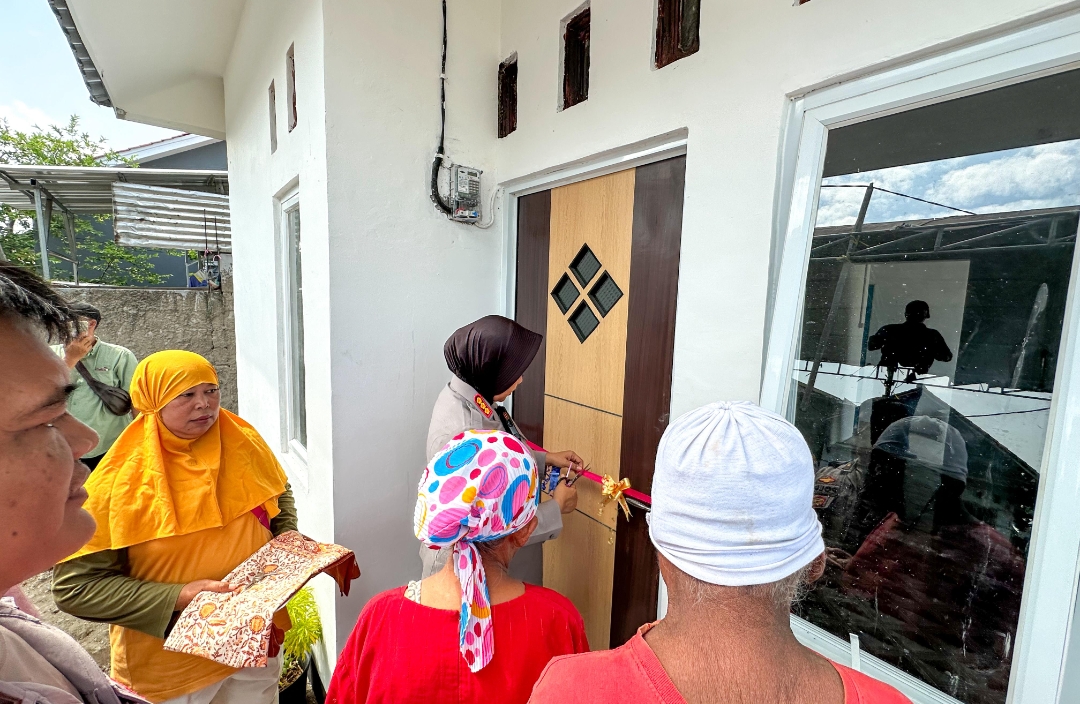 Berkat Kolaborasi, Rutilahu Warga Kaliwulu Plered Selesai Direnovasi, Begini Pesan Kapolresta Cirebon 