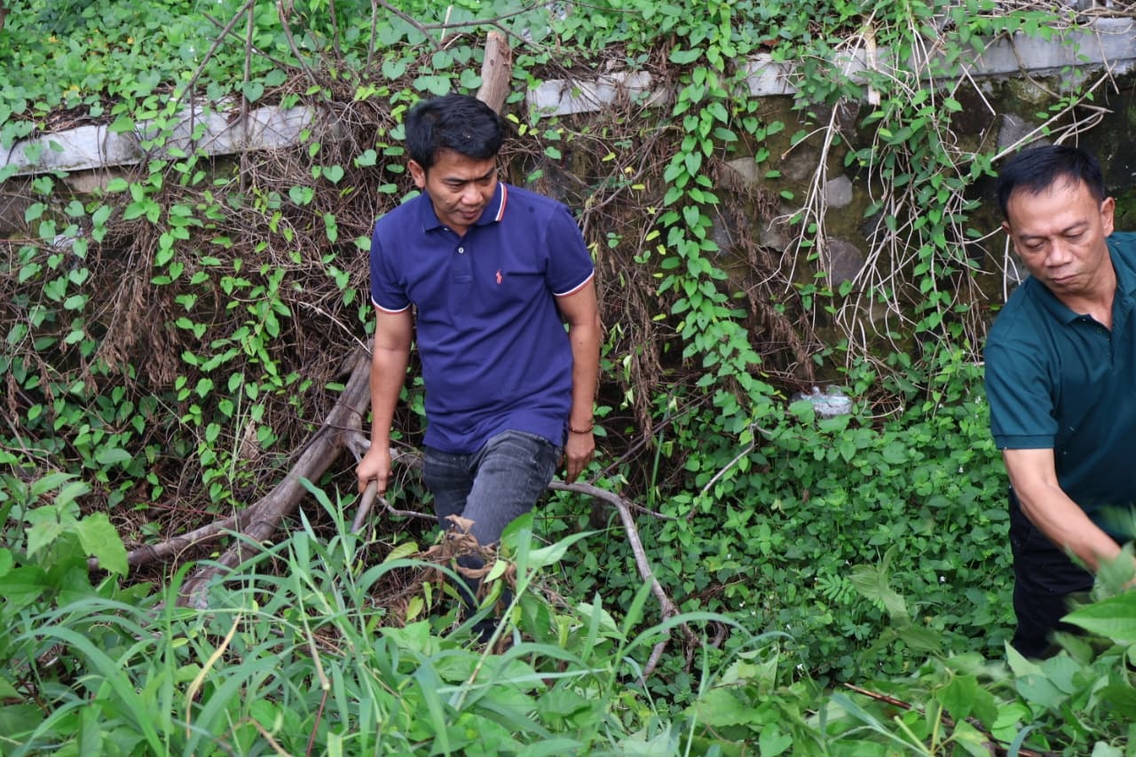 Bersih-Bersih GOR Watubelah, KONI Cirebon Siap Hidupkan Kembali Semangat Olahraga Daerah