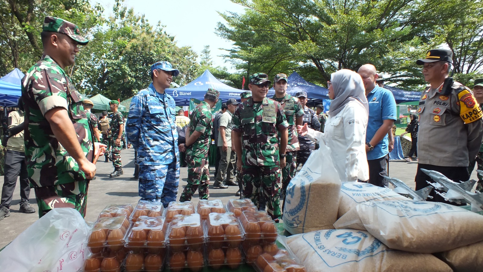 Jelang Idul Fitri, Kodim 0614/Kota Cirebon Gelar Bazar Ramadhan 1447 H