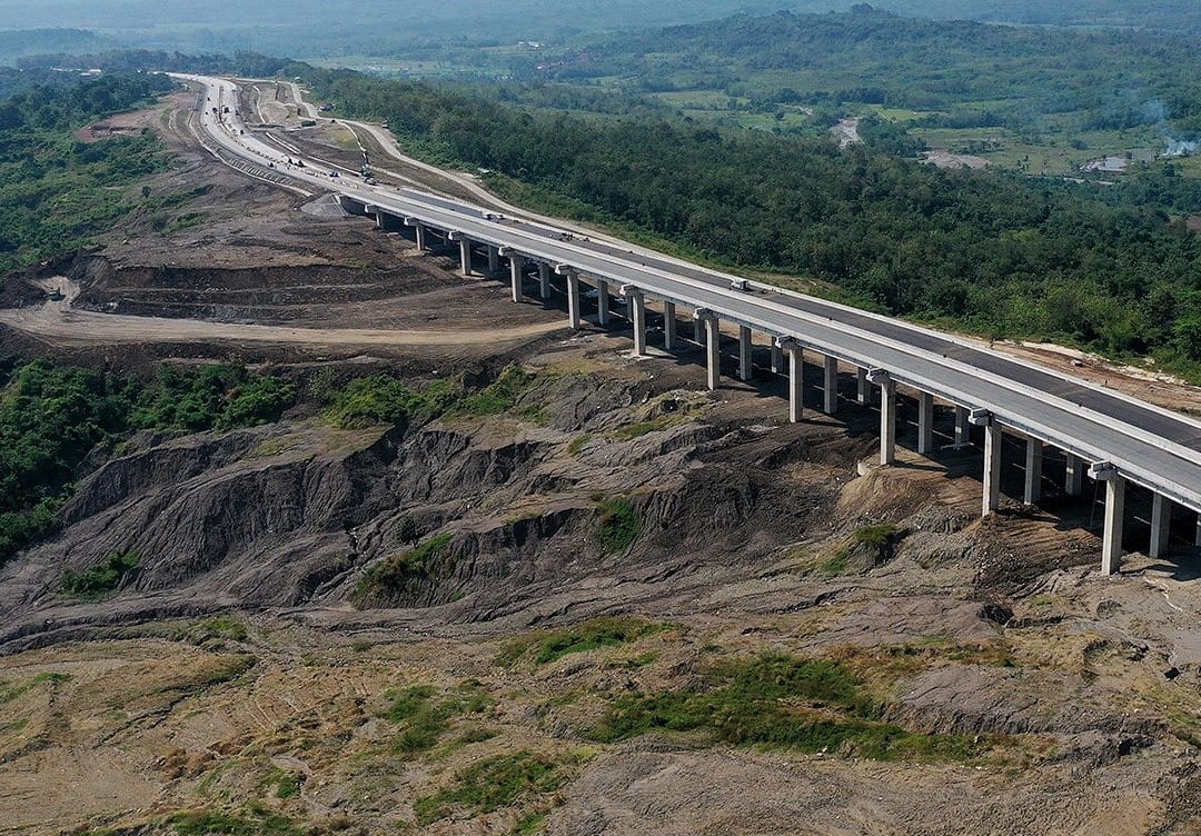 Uniknya 2 Jembatan Terpanjang di Tol Cisumdawu, di Bawahnya Tidak ada Sungai dan Jurang, Kok Bisa?