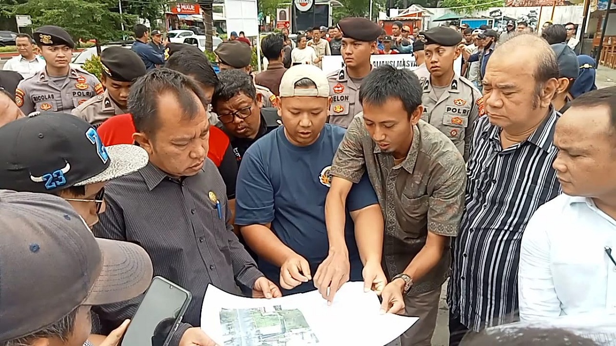 Sengketa Lahan di Jalan Cipto Cirebon Berlanjut, Pengadilan Gelar Sidang di Lokasi