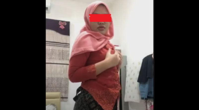 Video Kebaya Merah Versi Jilbab Viral, Link Hanya di DoodStream Ada 3 Part