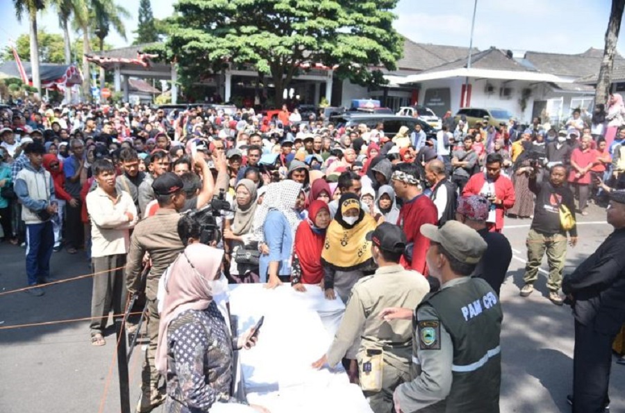 Ribuan warga Kuningan berkumpul di momen penting, Bupati Acep dan Wabup Ridho Pamitan