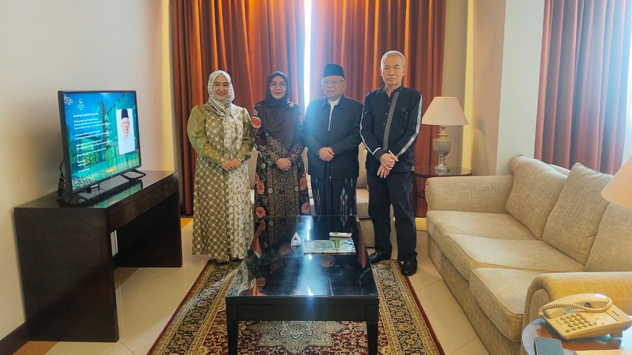 Hadir ke Cirebon, Siti Farida Minta Nasehat KH Ma’ruf Amin 