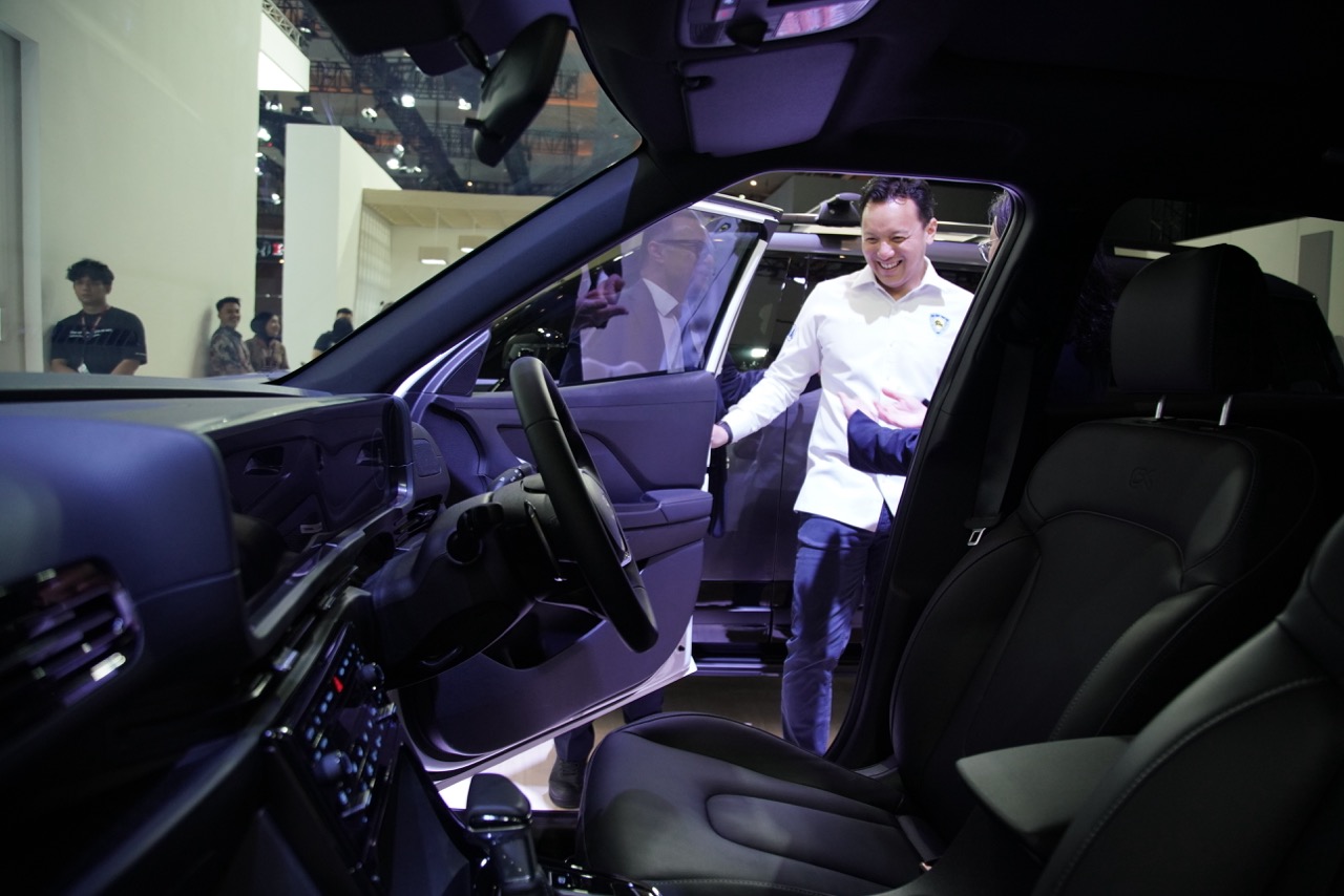 Hyundai Sambut Kunjungan Anggota DPR RI Moreno Soeprapto di IIMS 2026 ?