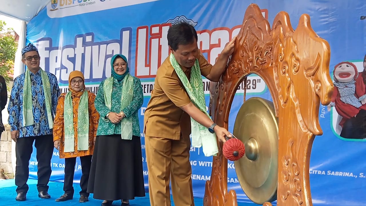 Festival Literasi 2025. Walikota: Literasi Tidak Akan Berhasil Tanpa Peran Aktif Keluarga