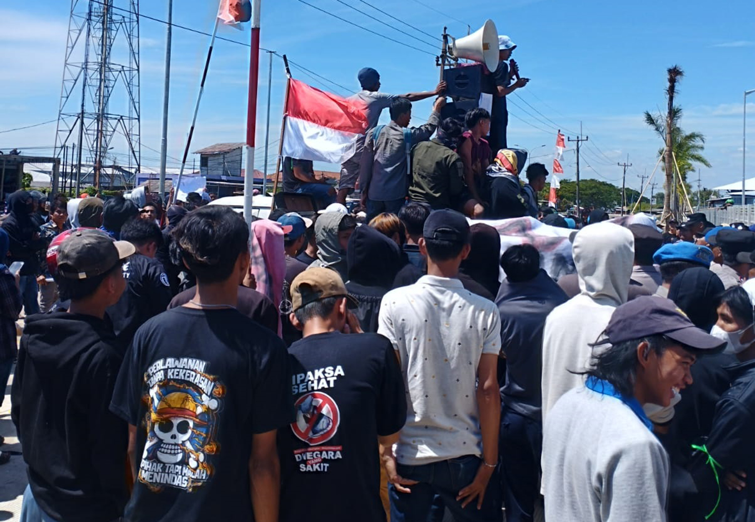 Warga Krangkeng Indramayu Gelar Demo di Salah Satu Perusahaan, Ajukan 10 Tuntunan 