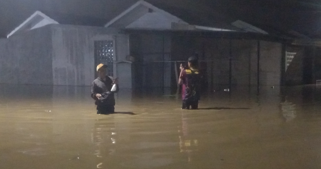 Banjir Terjang Desa Dawuan Cirebon, Air Capai 80 Sentimeter