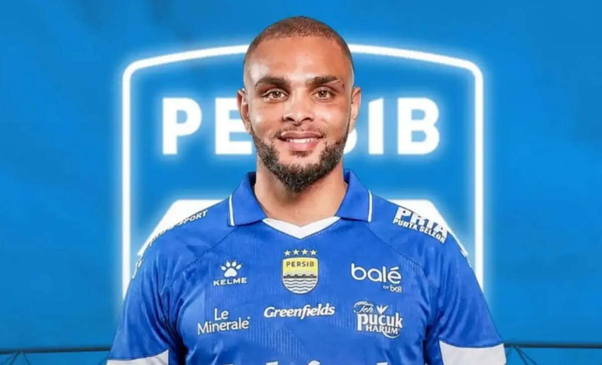 Layvin Kurzawa Debut di GBLA? Persib Siap Hajar Madura United