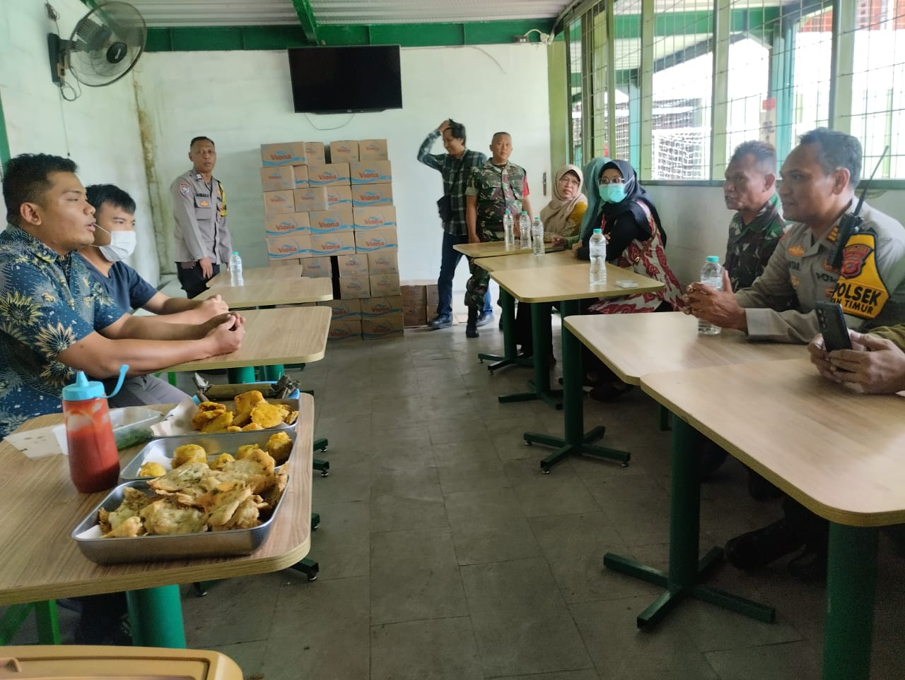 Danramil Harjamukti Bersama Forkopimcam Tinjau Dapur Sehat SPPG Program MBG di Kecamatan Harjamukti