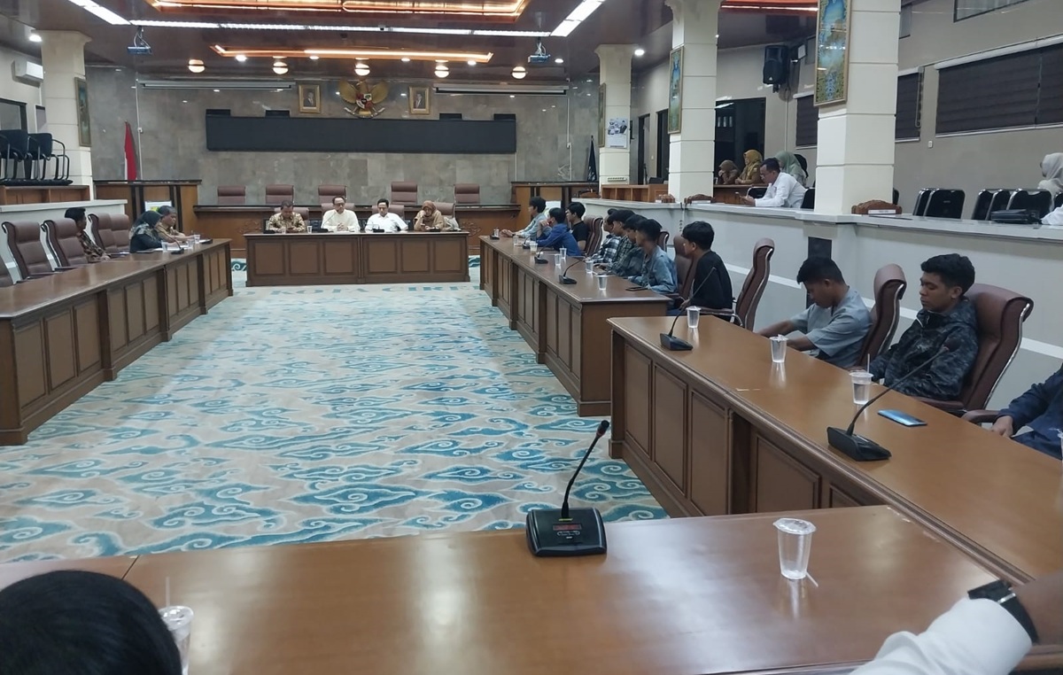 Mahasiswa Desak DPRD Cirebon Transparan Tangani Dugaan Skandal HSG, Proses BK Mulai Bergulir