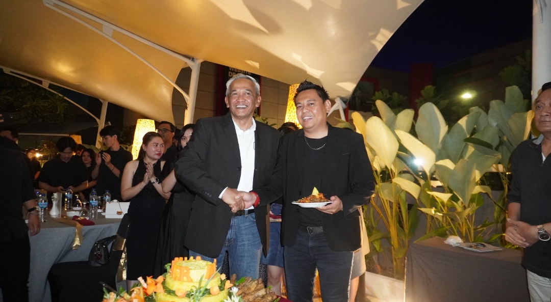 Grage Grand Business Hotel Cirebon Rayakan Anniversary ke-17