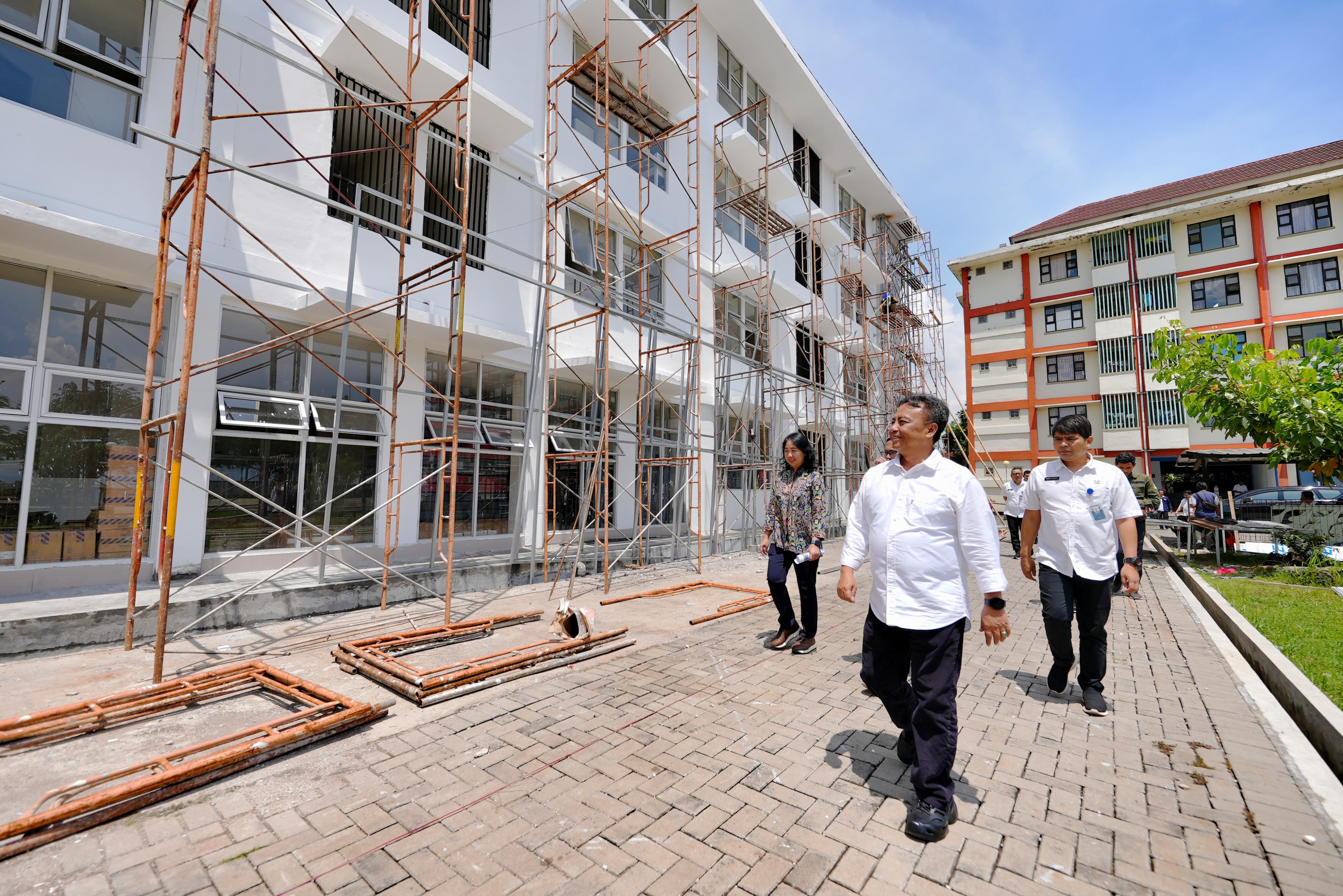 Sekda Herman Suryatman Tinjau Dua Apartemen Transit Milik Pemdaprov Jabar 