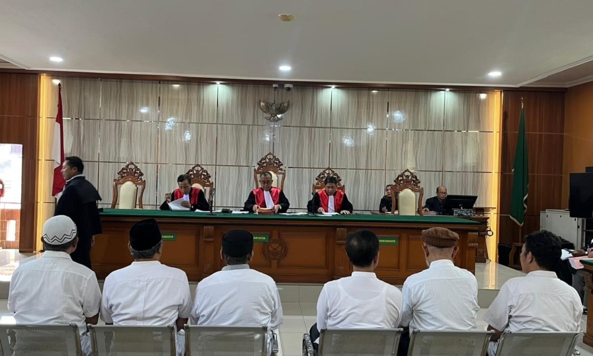 Sidang Kasus Gedung Setda Cirebon, Azis Bantah Tekanan Lelang: Hanya Arahan, Bukan Intervensi