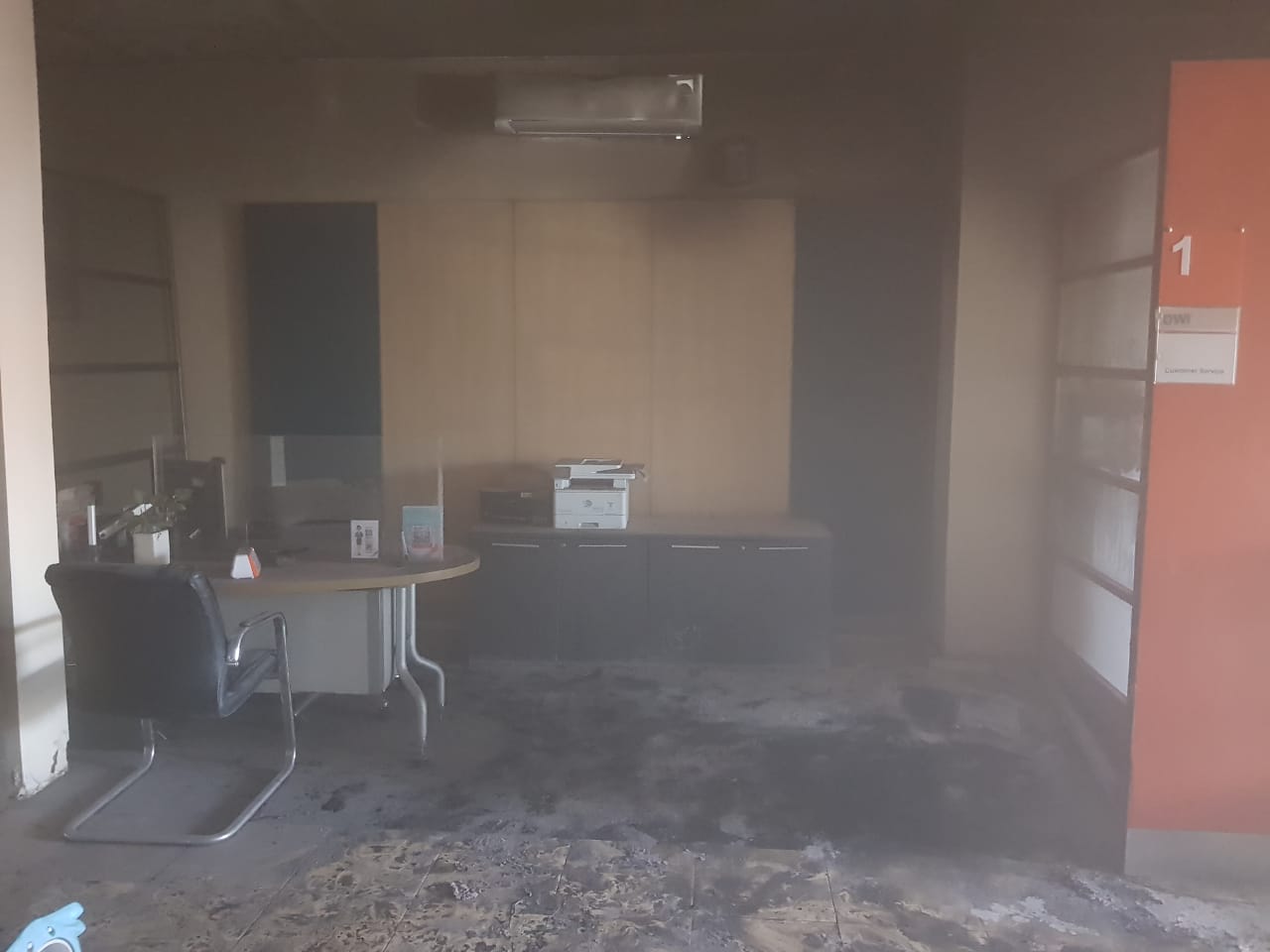 Kantor Cabang BNI Arjawinangun Cirebon Kebakaran, Api Muncul dari Ruang CS