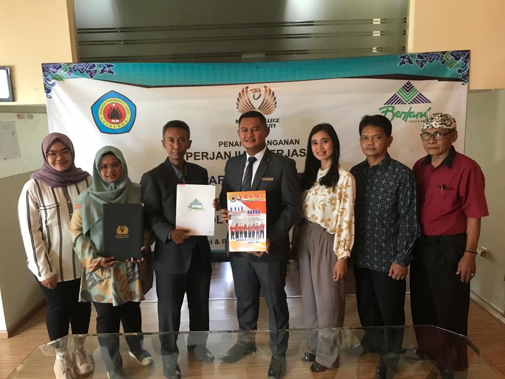 Akpar Yasmi Jalin Kerjasama dengan Bentani Hotel