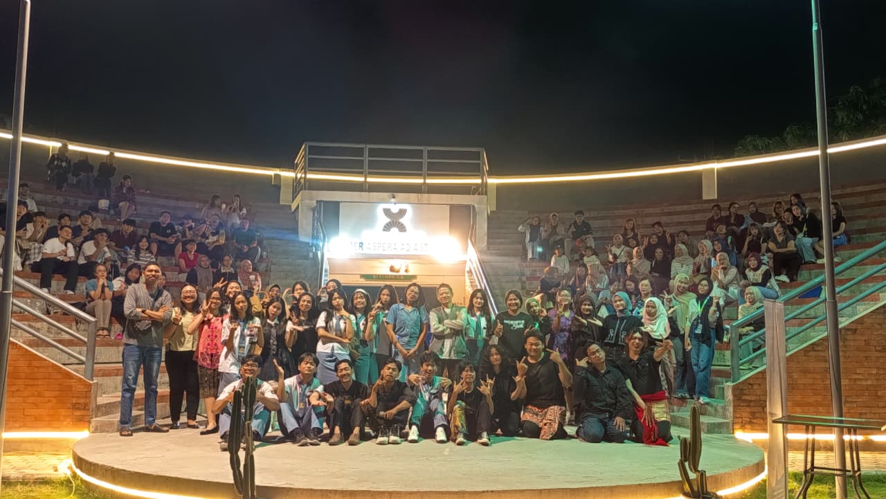 UKM Simfoni Jiwa–SMAK Terang Bangsa Sukses Pentaskan 'Ruang Cerita'