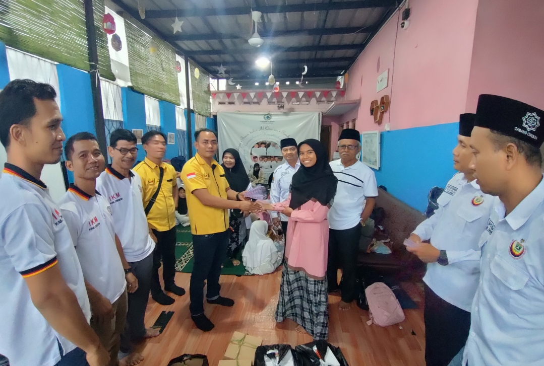 Tebar Kebaikan di Ramadan, PRMPC dan IKM Cirebon Konsisten Gelar Aksi Sosial