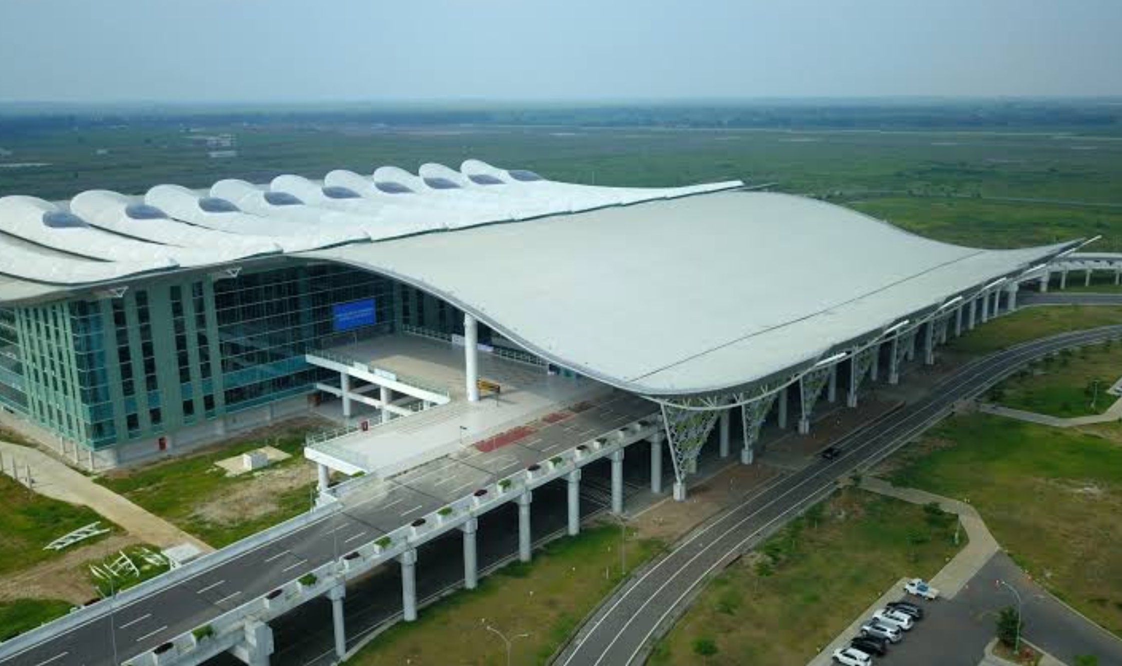 Muti Efek Pandemi Covid dan Tol Cisumdawu, Biang Kerok Bandara Kertajati Sepi