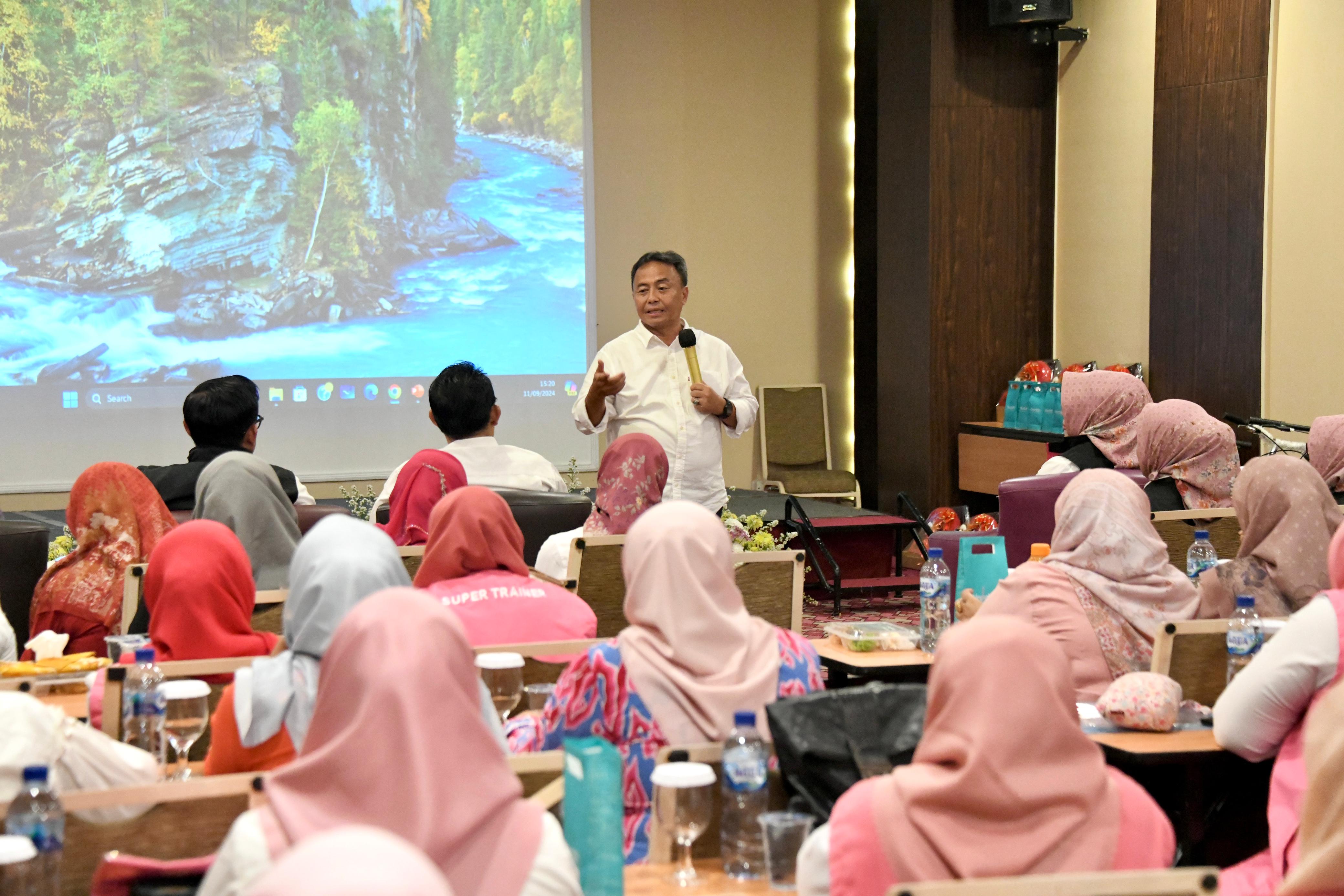 Sekda Herman Suryatman Dorong Perempuan Jabar Berdaya dan Mandiri Melalui Program West Java Women Empowerment 