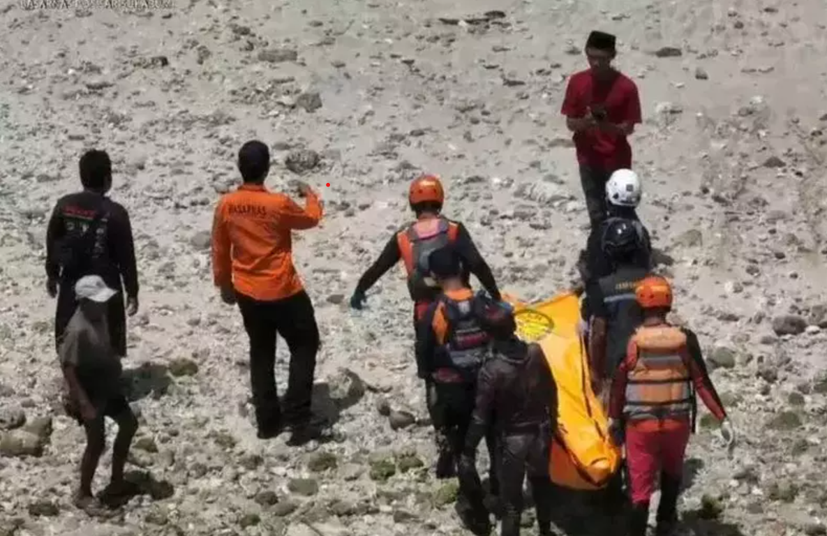 2 Wisatawan Tenggelam di Ujunggenteng Ternyata dari Bekasi