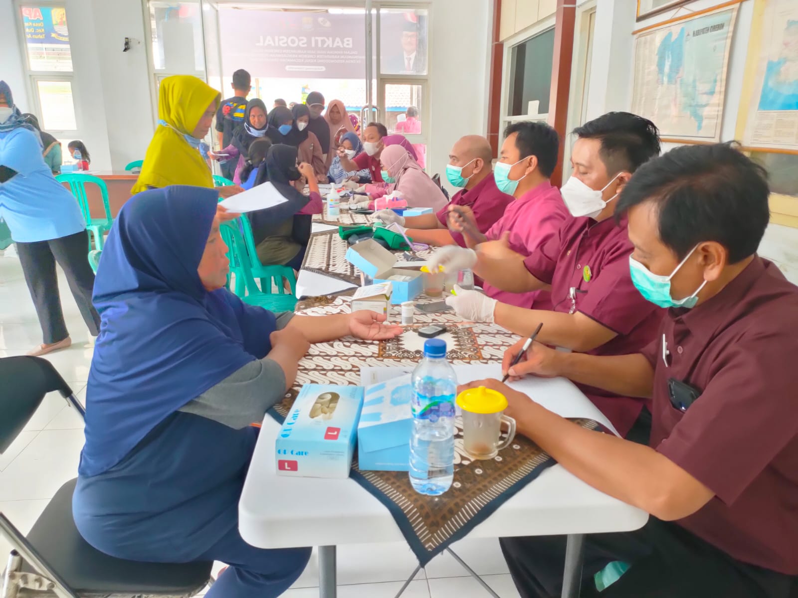 Gelar Pengobatan Gratis di Kedondong Kidul, RSUD Arjawinangun Ingin Jangkau Pelayanan ke Warga Pelosok 