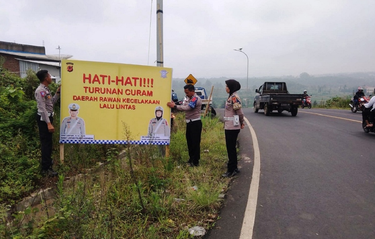 Jalan Cirebon – Kuningan Ditutup Mulai Jam Berapa? Simak Penjelasan Pak Polisi 