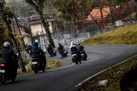 MAXi 'Turbo' Experience, Touring Tasikmalaya dan Eksplorasi Pantai Selatan Wilayah Cipatujah