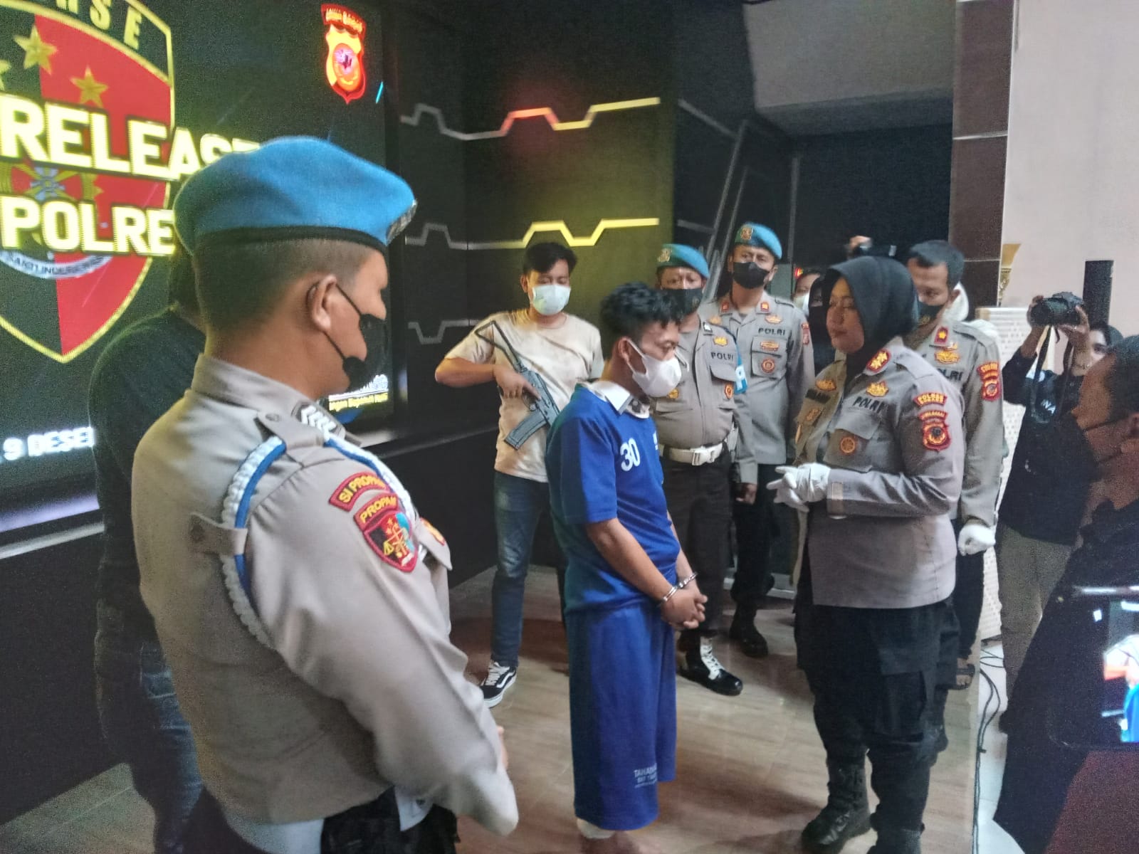 Warga Tengah Tani Cirebon Bunuh Istri, Gara-gara Kerja Jadi PL Karoke