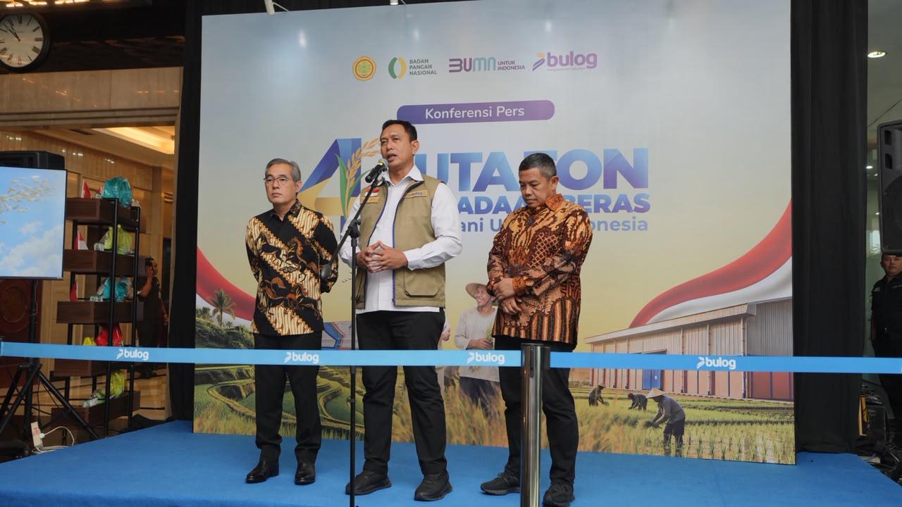BULOG Cetak Rekor Sejarah, Pengadaan Beras Tembus 4,11 Juta Ton