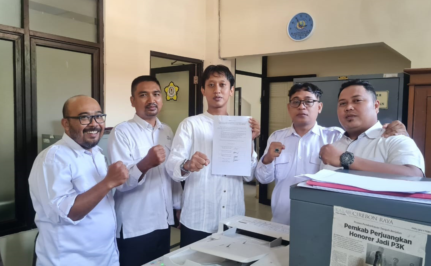 Honorer DPRD Kabupaten Cirebon Minta Berita Acara Nasib R2 dan R3 Dikawal Ketat