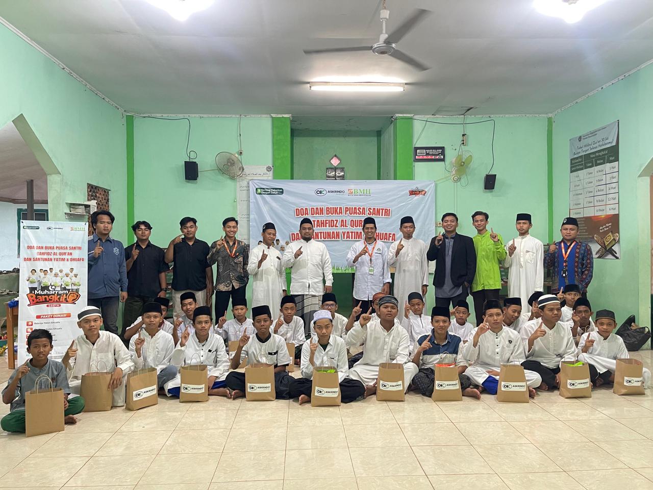 BMH Gandeng Askrindo Syariah Bahagiakan Santri Tahfidz Putra Aqshol Madinah